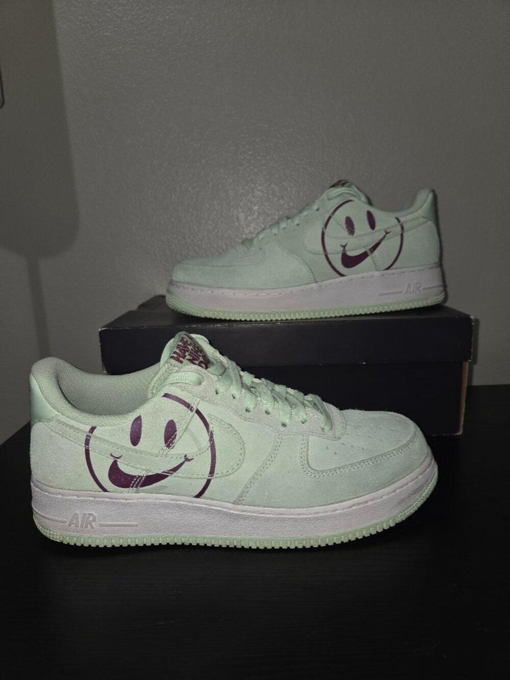 Nike Air Force 1 Have A Nike Day Frosted Spruce Size 9
